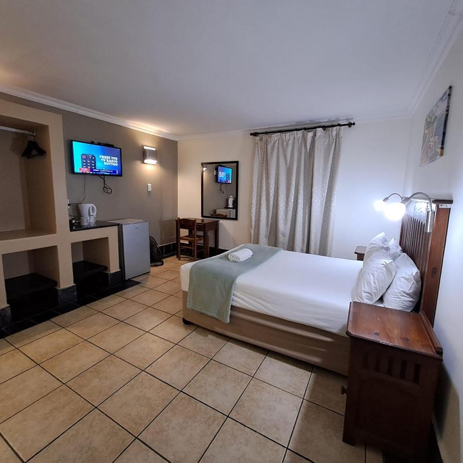 Green Door Guest House Mossel Bay Eksteriør bilde